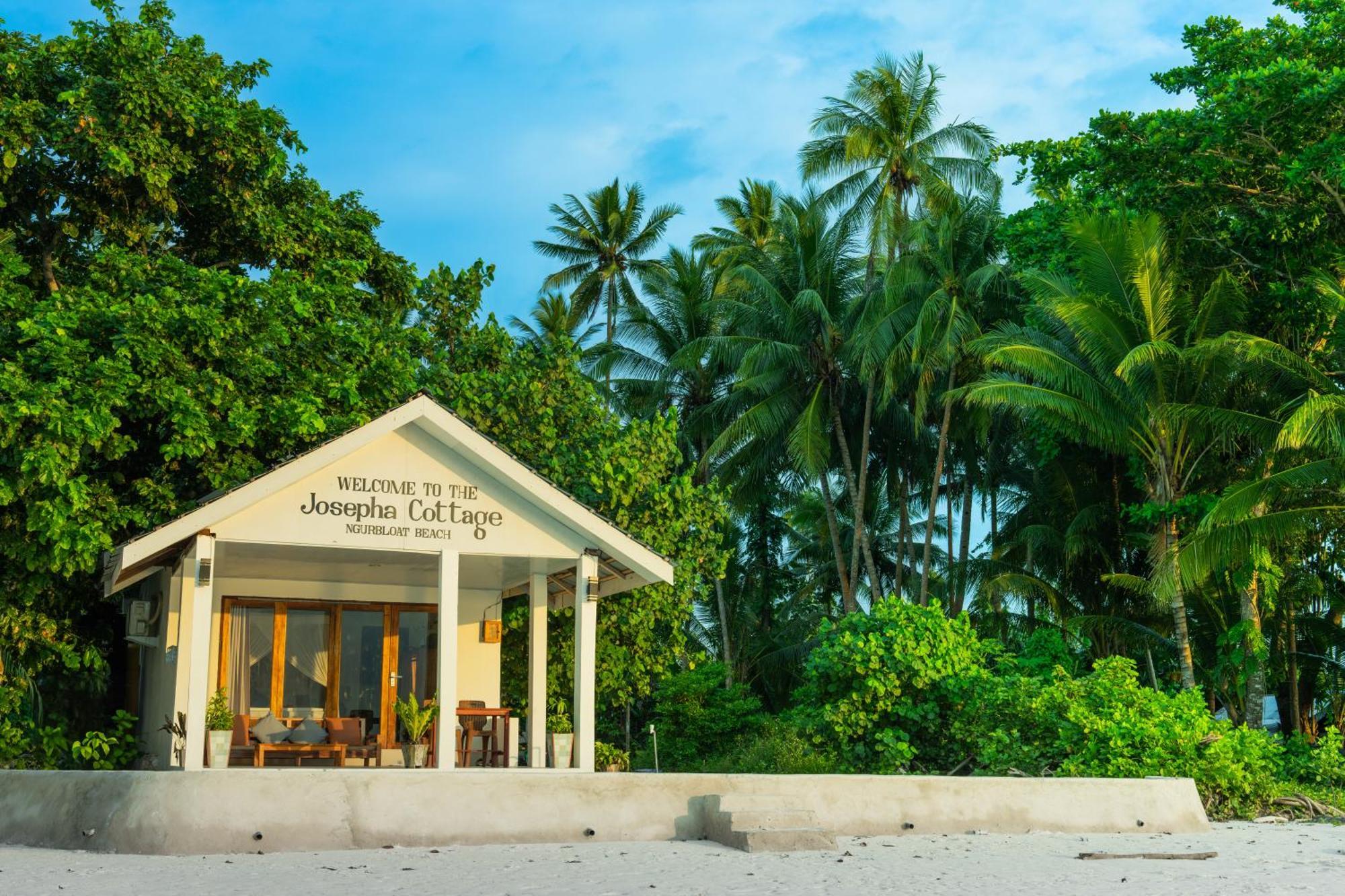 Josepha Cottage Ngurbloat Ngoại thất bức ảnh